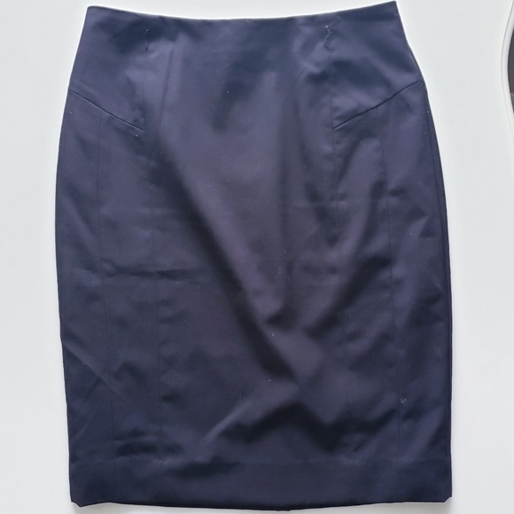 H&M Dresses & Skirts - H&M women skirt